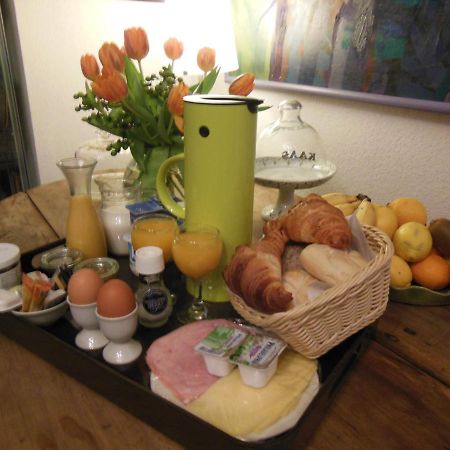 Ambrosius Bed & Breakfast บรูจส์ ภายนอก รูปภาพ